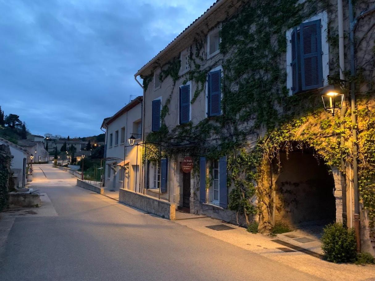 Chambres Et Table D'Hotes Au Brabo Mormoiron Экстерьер фото