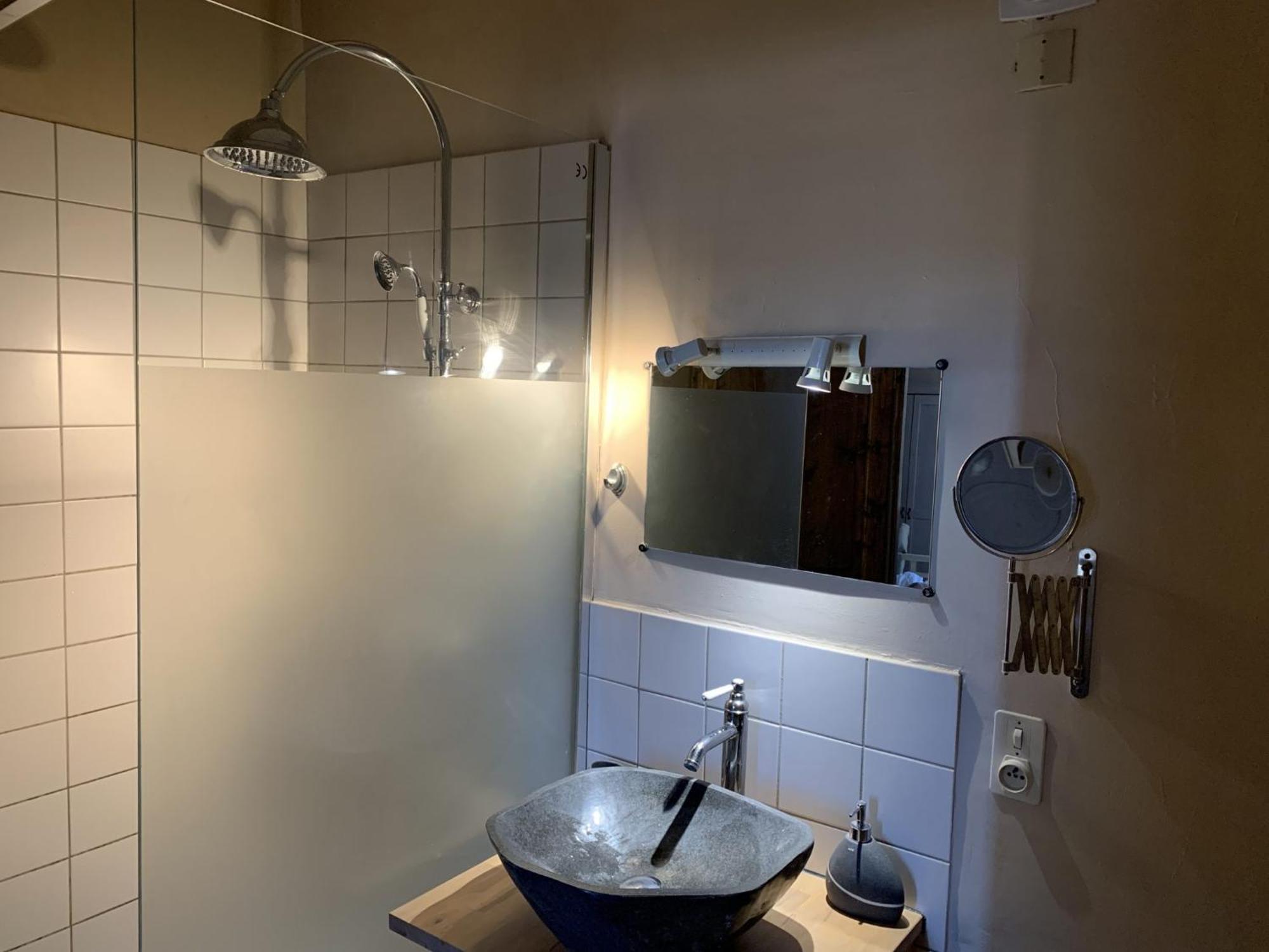Chambres Et Table D'Hotes Au Brabo Mormoiron Экстерьер фото