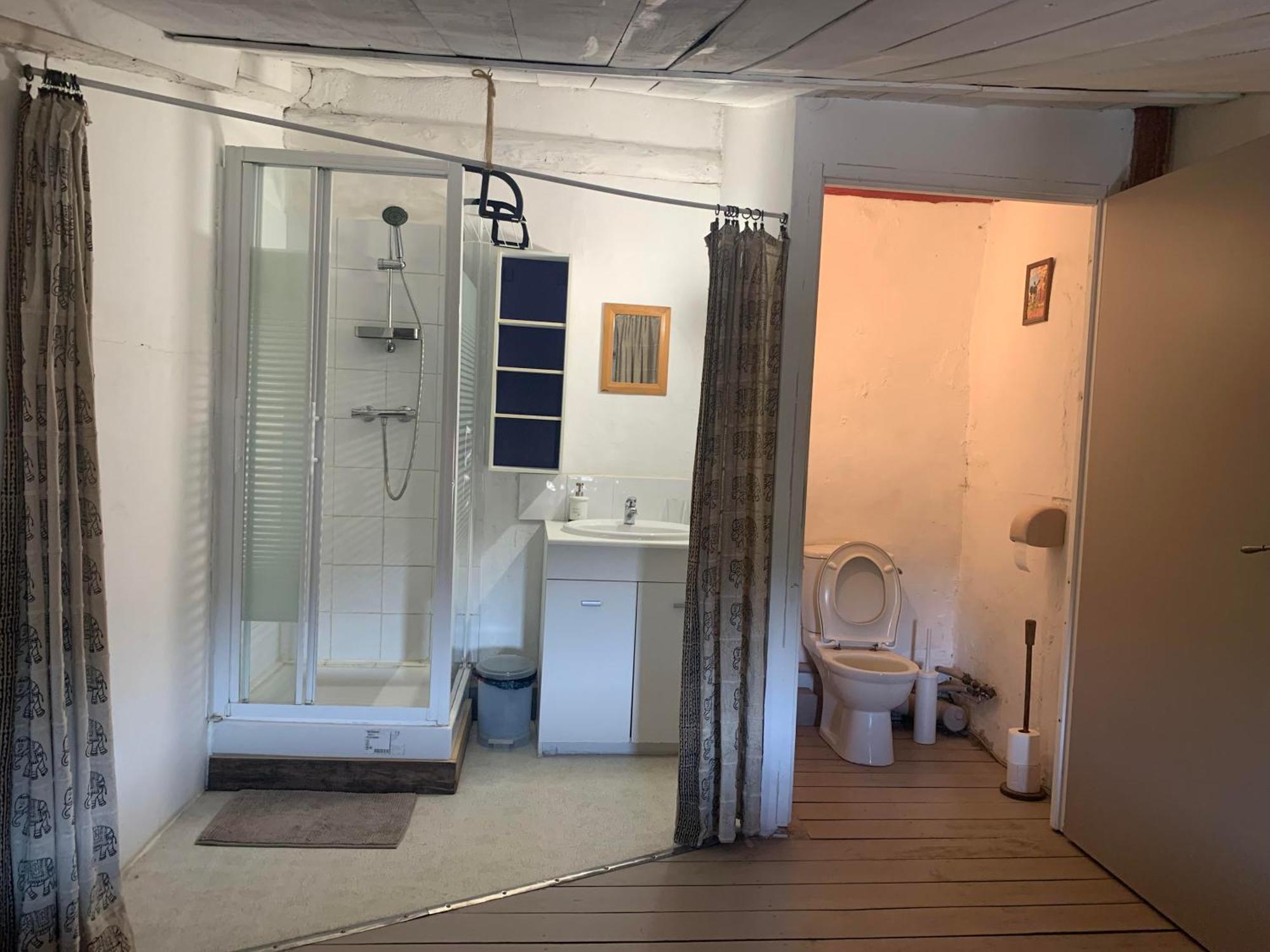 Chambres Et Table D'Hotes Au Brabo Mormoiron Номер фото
